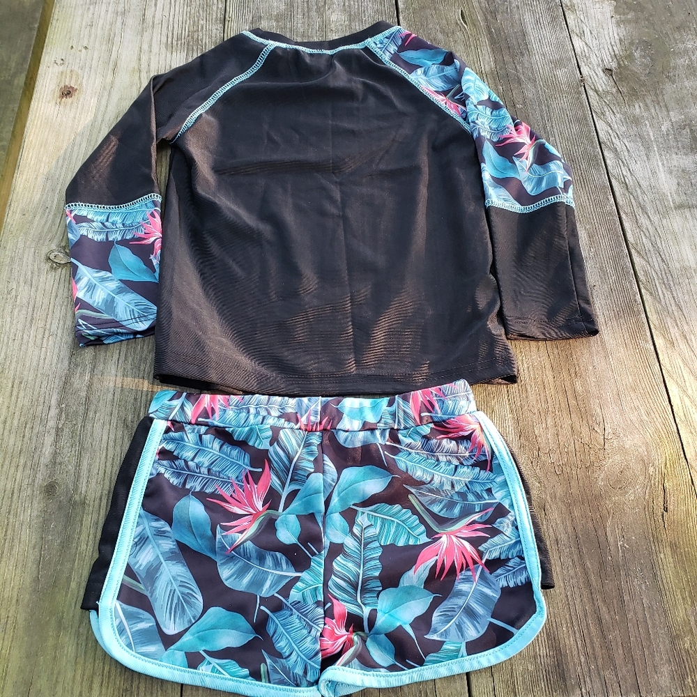 Girls Rashguard Swimsuit - Picture 2 of 4